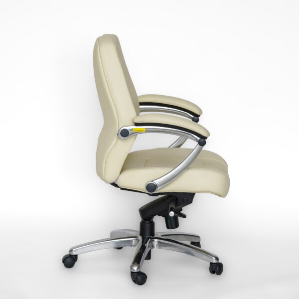 ⁦2222165_Cream Office Chair⁩ - الصورة ⁦3⁩